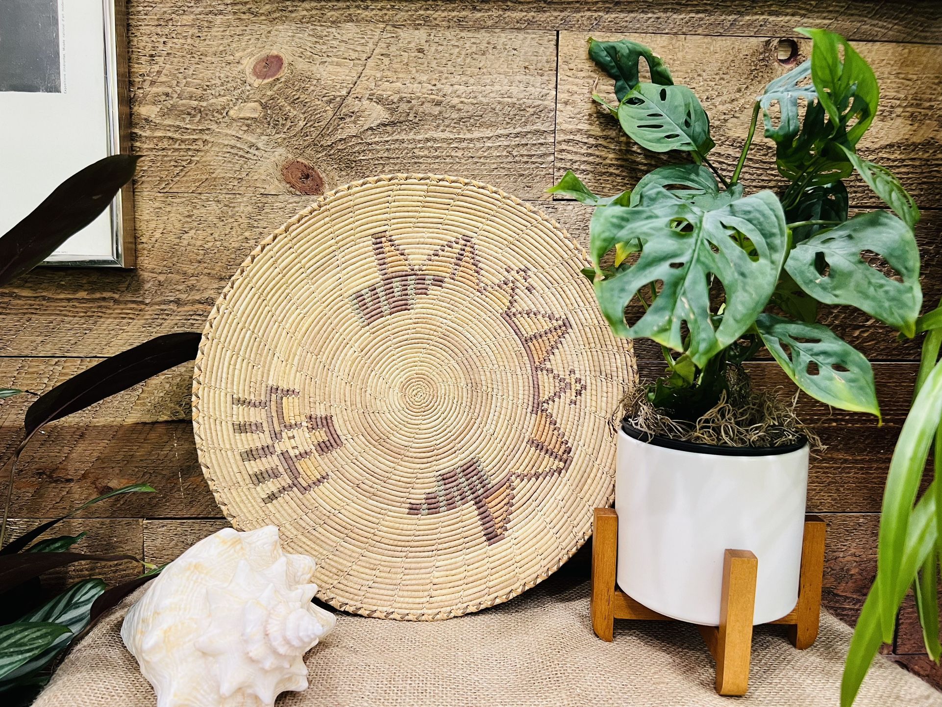 Native Woven Basket Wall Decor Display Plate Accent Centerpiece Retro Vintage Woven