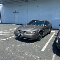 2001 Ford Mustang