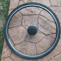 Infinity 700c Rim & 28 inch Innova Tire Wheel ( INFINITY Rueda / Llanta Bicicleta 28 Pulgadas )