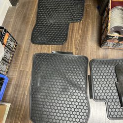 Honda CR-V All Season, Rubber Floor Mat And Trunk Set