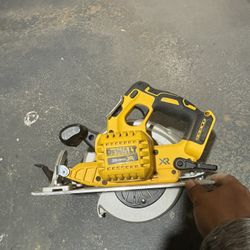 Dewalt Circular Saw 