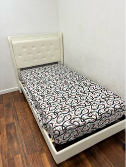 2 beds Twin xl for sale