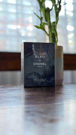 Bleu de Chanel Eau de Parfum Pour Homme