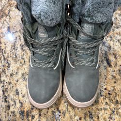 Roxy Leather - Faux Fur Women’s Boots Snow - Brand New