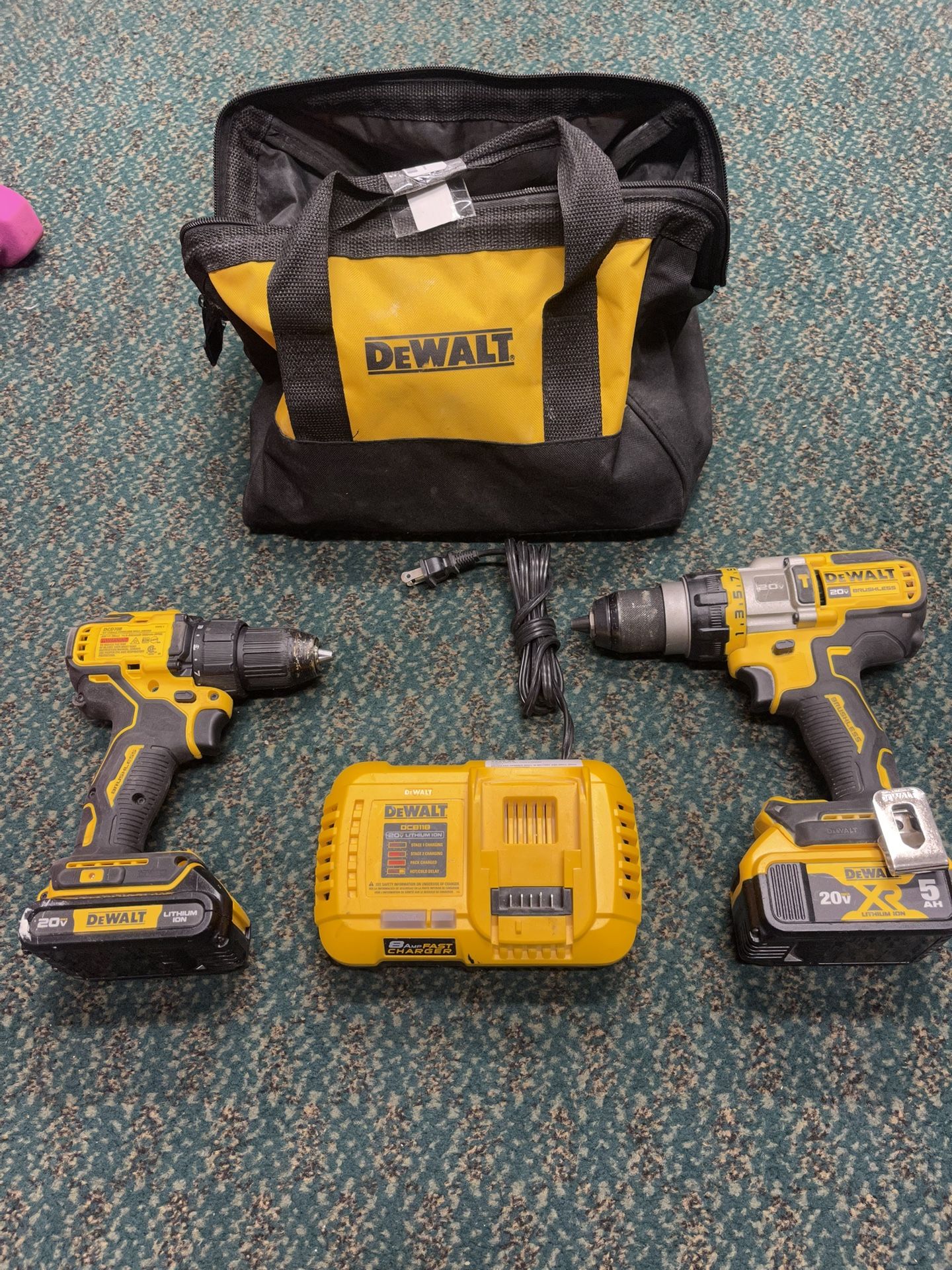 COMBO DRILL SET, TOOLS-POWER DEWALT DCD999 BRUSHLESS HAMMER DRILL W BATTERY AND DRILL DRIVE
