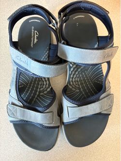 Clark’s cloudstepper sandals