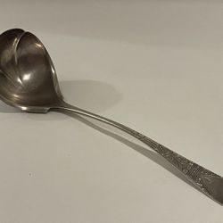 Vintage 1847 Rogers Bros.  10.5” Soup Ladle, 1878s Loren Pattern, Silver Plated