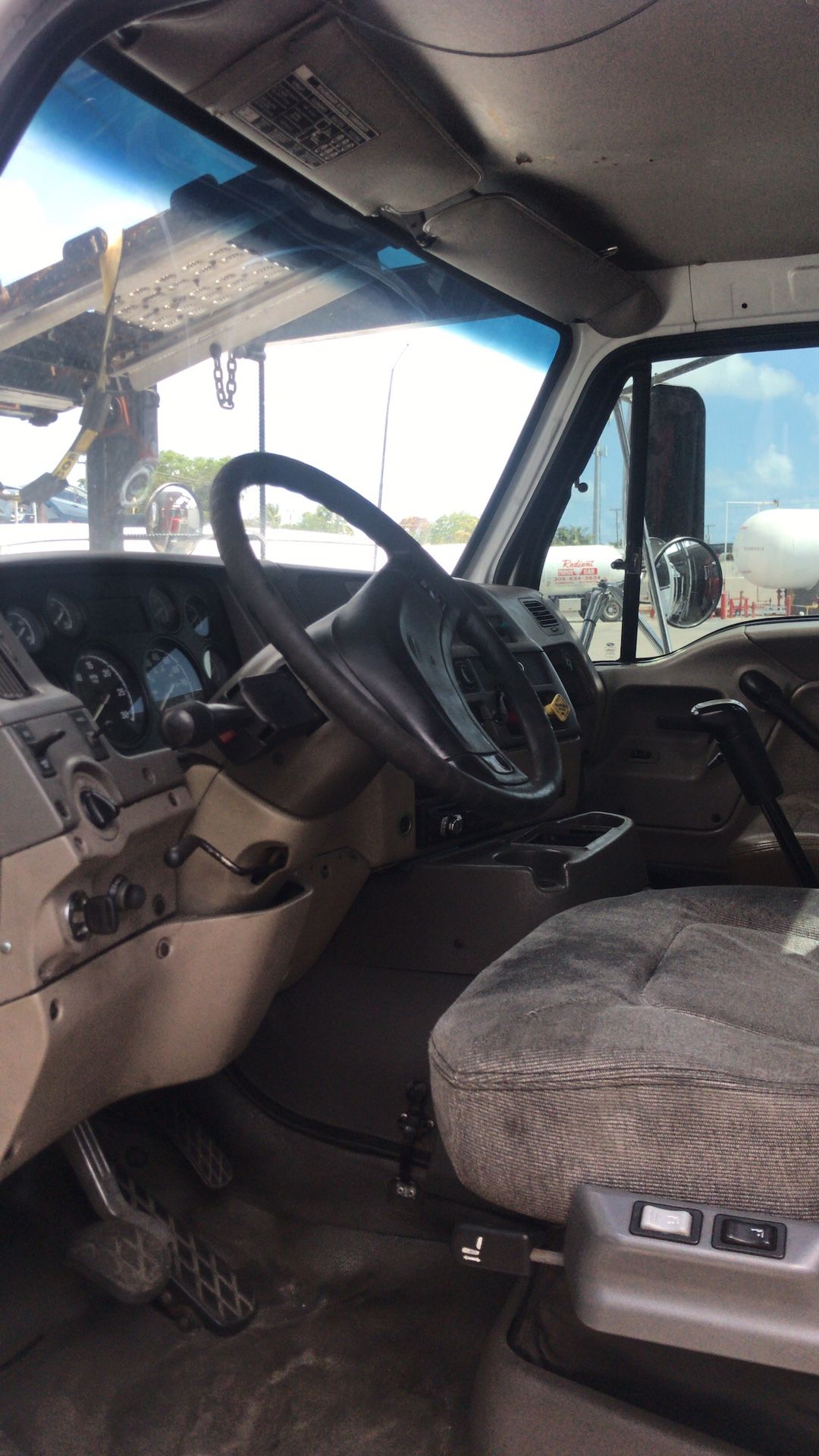 5 pack car carrier for Sale in Miami, FL OfferUp