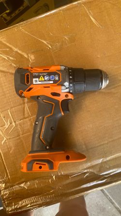 RIDGID 18V Cordless Drill Driver Tool Only  NO TIENE  CAJA