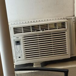 Window AC Artic King