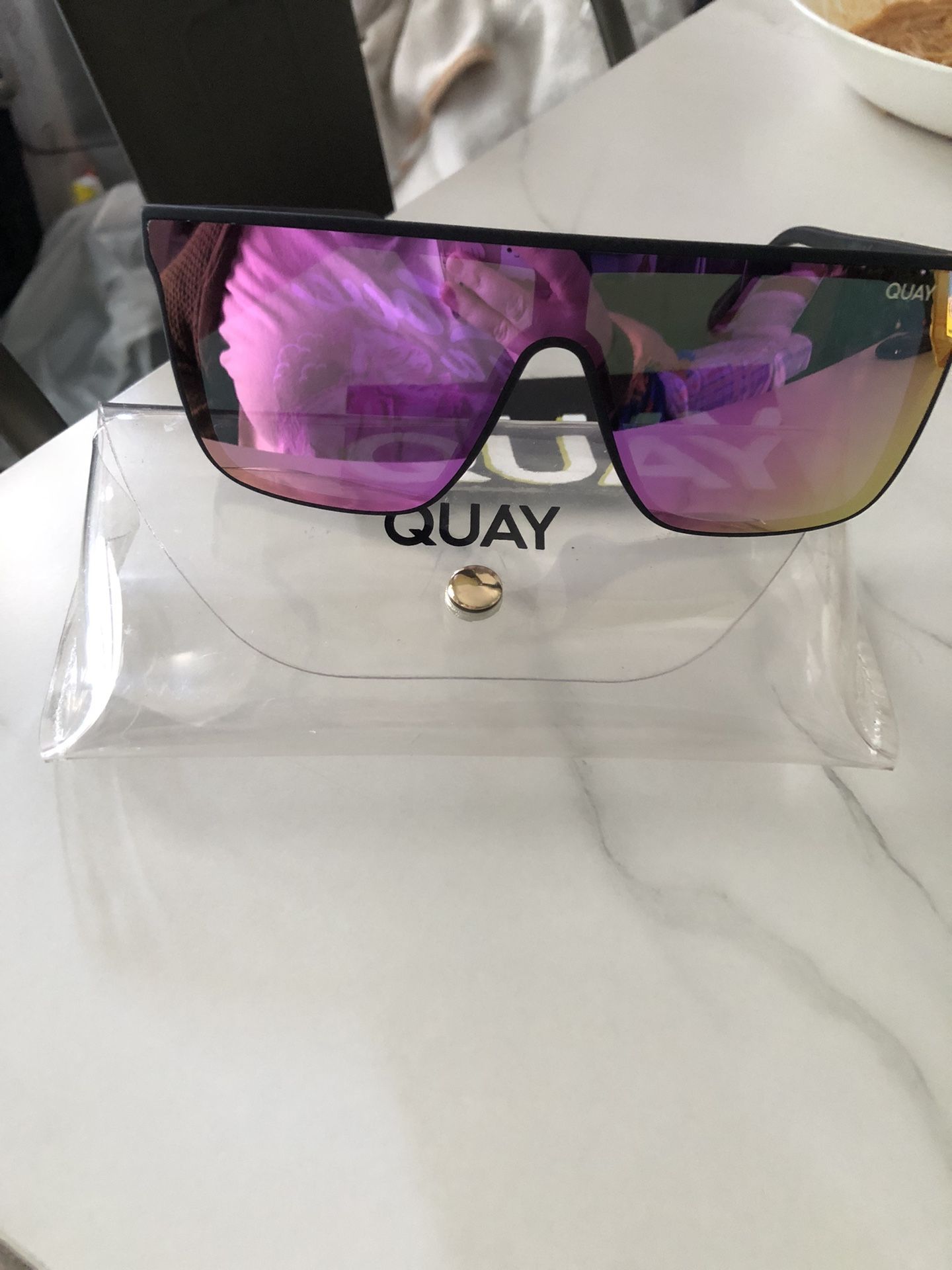 QUAY Sunglasses