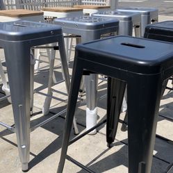 New Stackable Metal Bar Stool For Indoor Outdoor Set  Of 4 $80  24"tall Color Gray And Black 