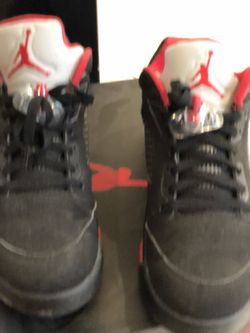 Air Jordan Retro 5s never worn