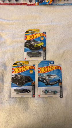 Hot Wheels HW Dream Garage 3-Car Lot