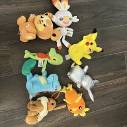 8 Pokémon Stuffed Animals