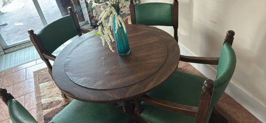 Round Wood Dining Table with 4 Chairs