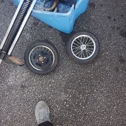 Pogo Stick An Car Jack 