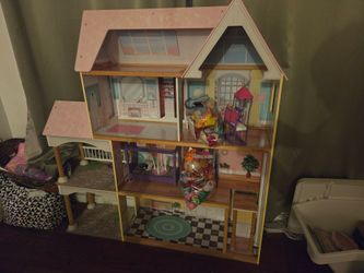 KraftKid Barbie Doll House w/ accessories