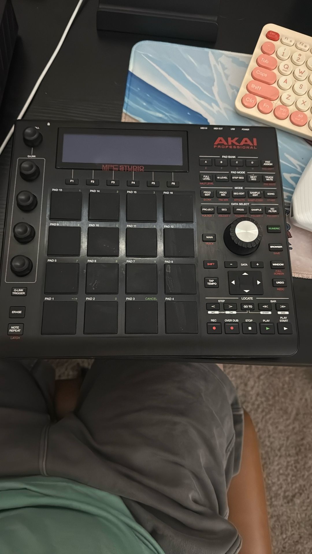 Mpc Studio Black