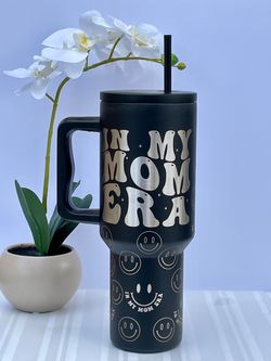 40oz “In My Mom Era” Engraved Tumblers – Black