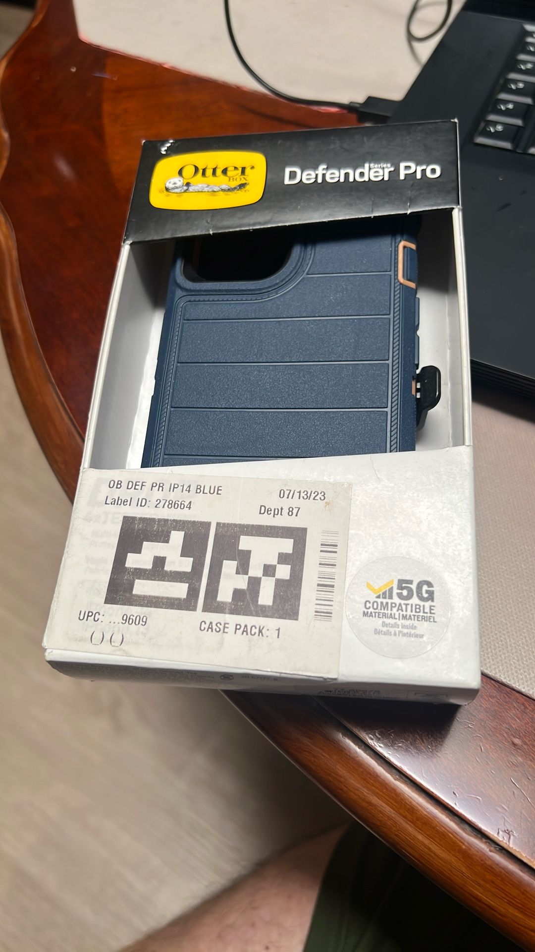 Otterbox Defender Pro Dark Blue Brand New !!
