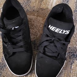 Heelys Shoes  6 Youth