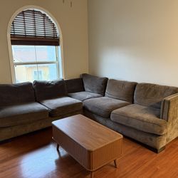 Sectional Couch 