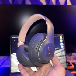 Beats Studio Wireless Headphones 