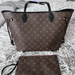 Authentic World Tour Neverfull MM