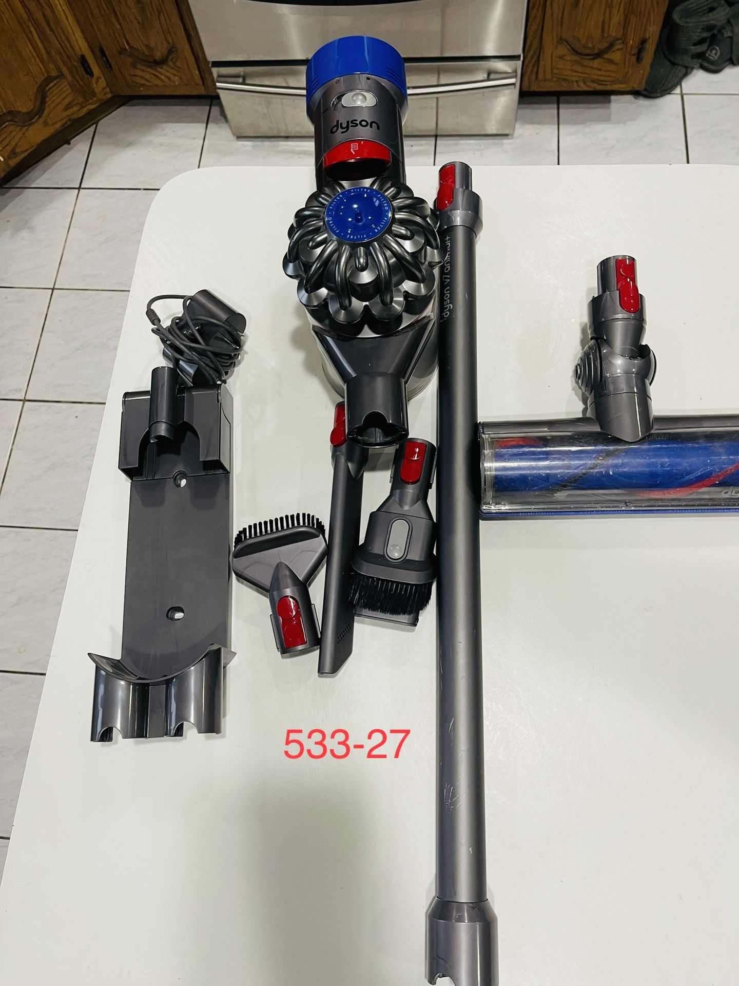 Dyson V7 Animal Plus Cordless Vacuum