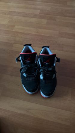 Jordan bred 4s