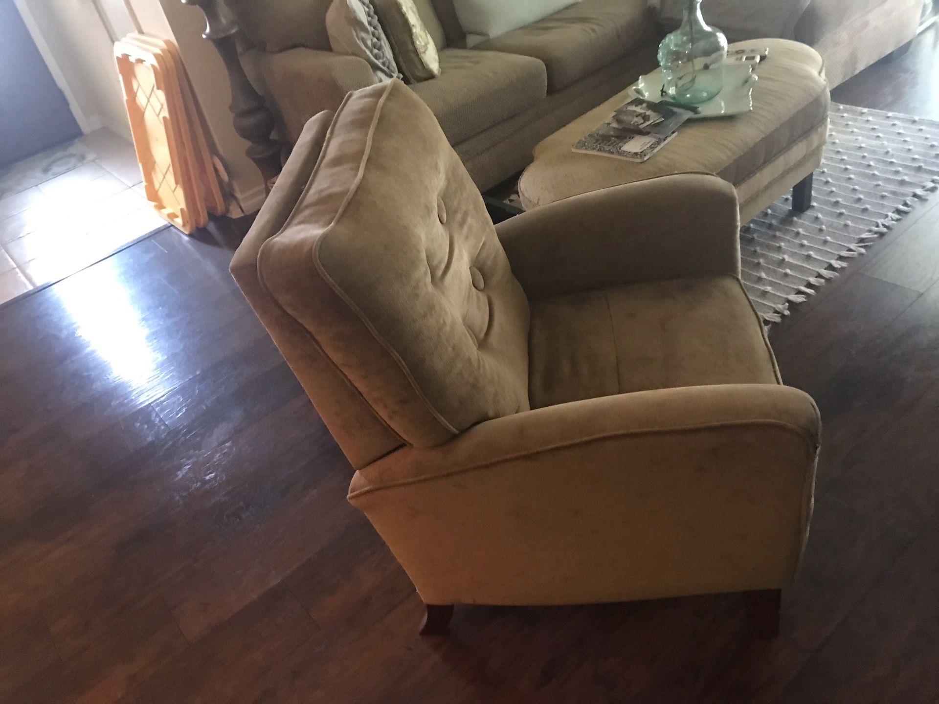Recliner chair