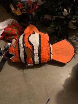 Nemo piñata