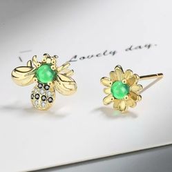 Gold Over 925 Sterling Silver Bee Floral Small Studs Earrings Gift 