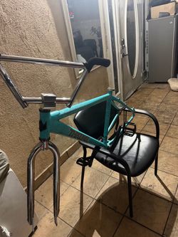 Throne Tiffany (Read Description!!)