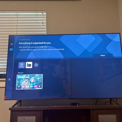 Samsung CU7000 Flatscreen LCD TV