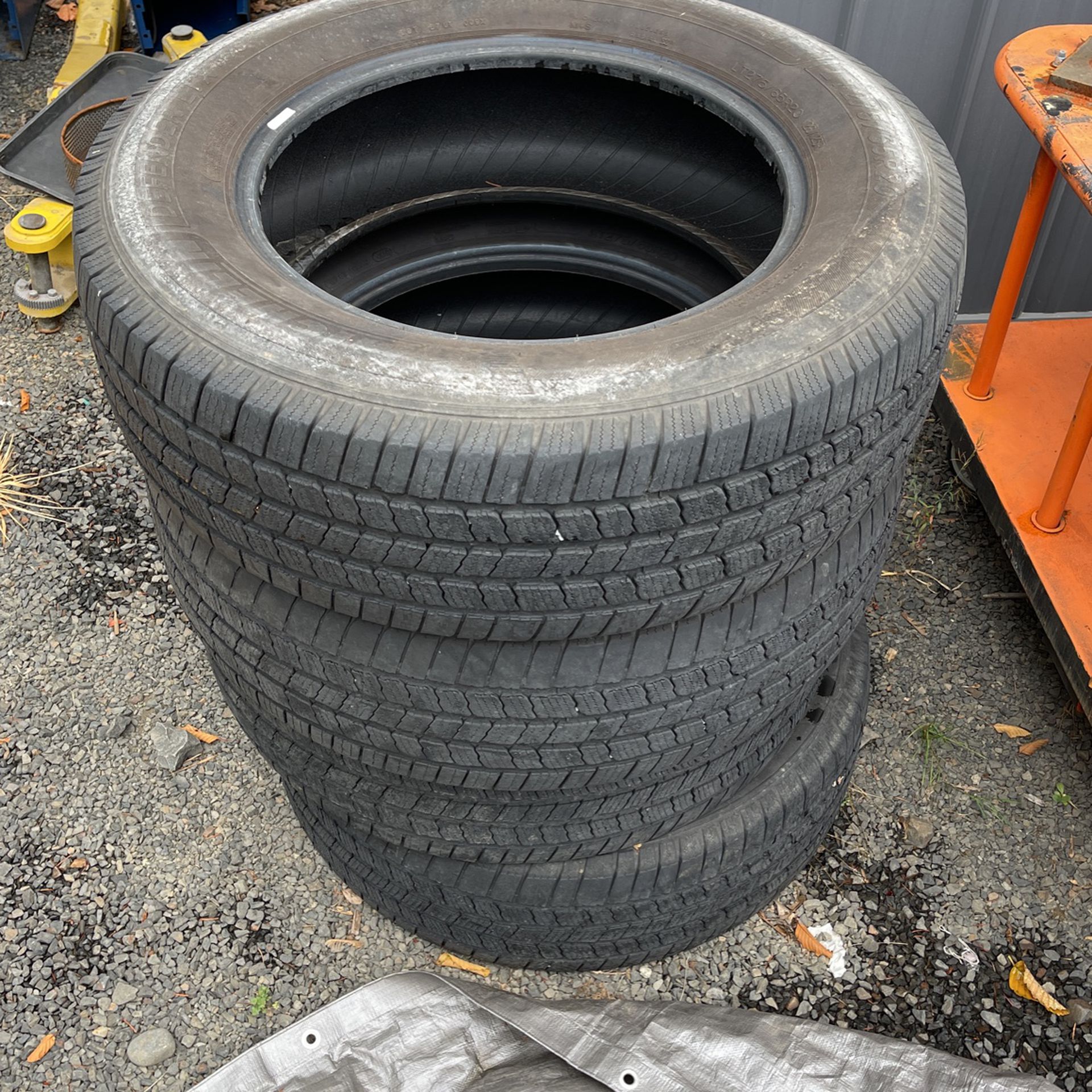 Truck Tires 275/65r20 Used