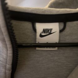 Grey Nike Tech  Size m 