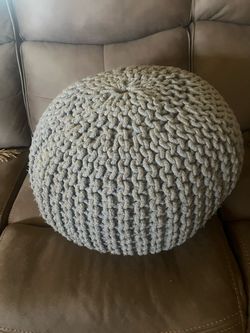 Pouf foot stool