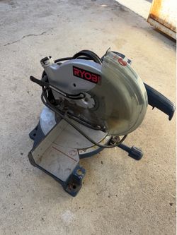 RYOBI SAW