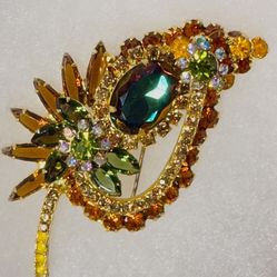 Vintage Juliana D&E Brooch