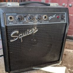 Fender Squier Amplifier SP10 1x6" 10w Guitar Amp Works Well 