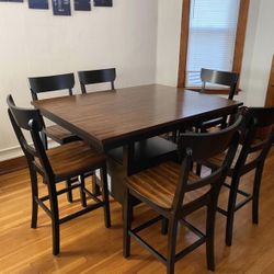 Dining Room Table 