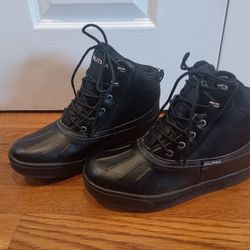 Nautica Mens Size 9 Boots