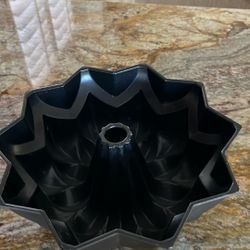 Bundt Cake Pan