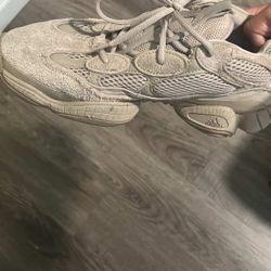 adidas Yeezy 500