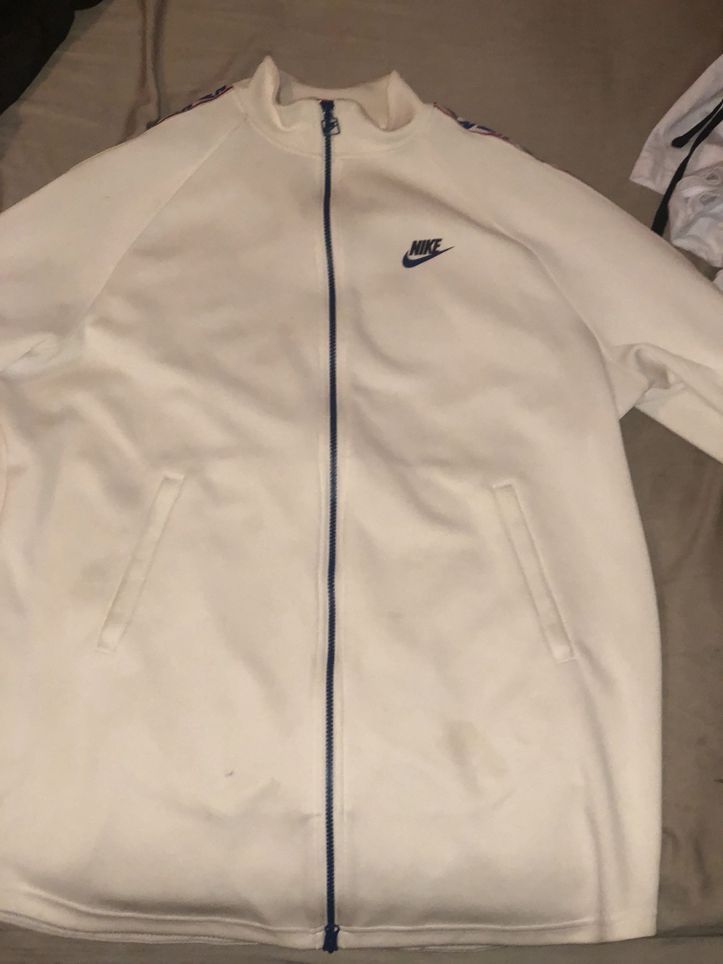 2018 Nike track suit XL