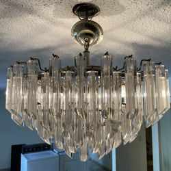 Vintage Hollywood Regency 'triedri' hanging lamp located near the Miami Design District 