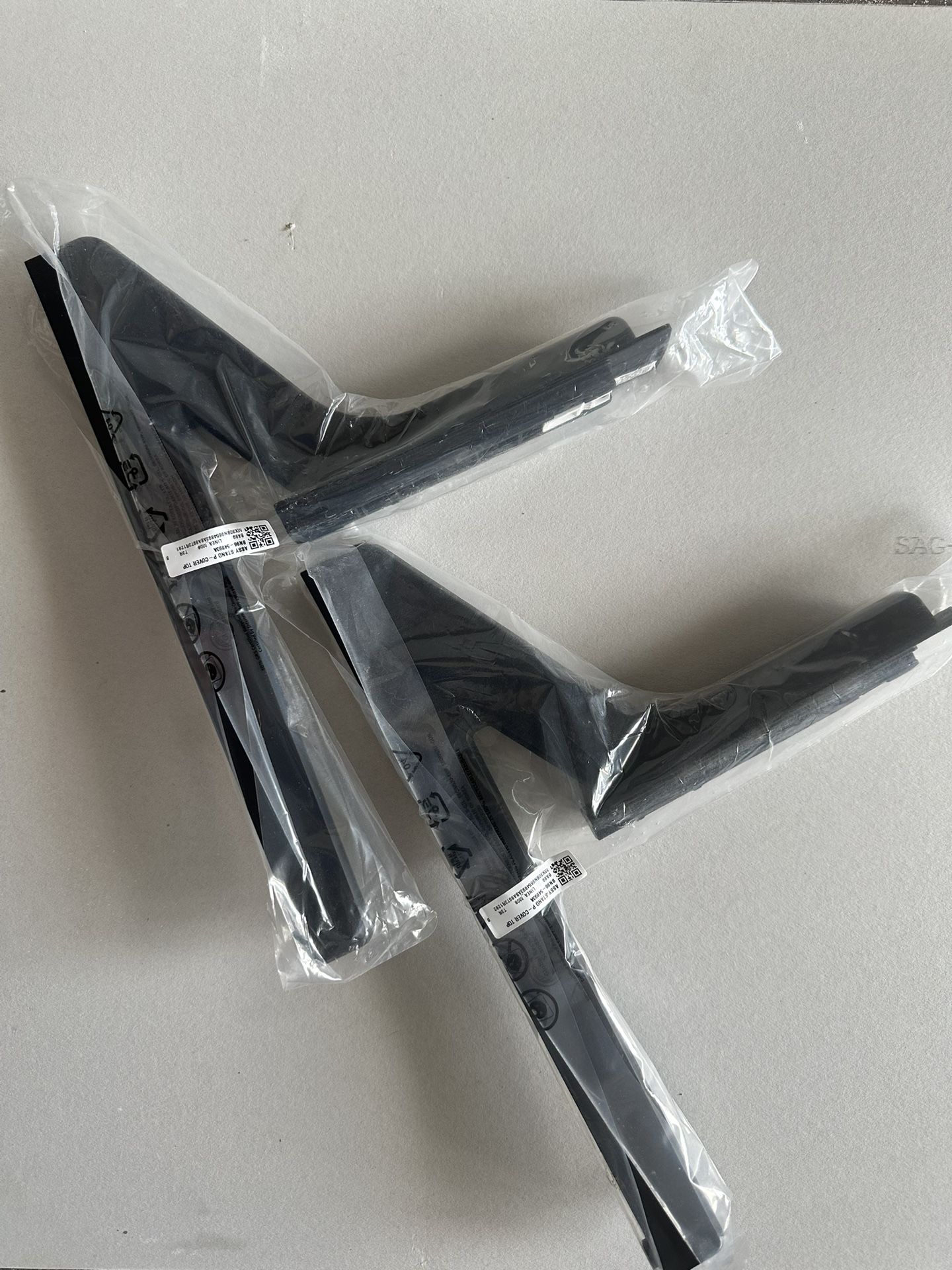 SAMSUNG TV STANDS For 85-Inch Class QLED 4K Q60D Series Quantum HDR Smart TV