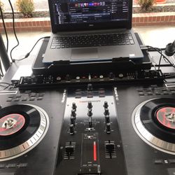 Numark NS7 Turntables 